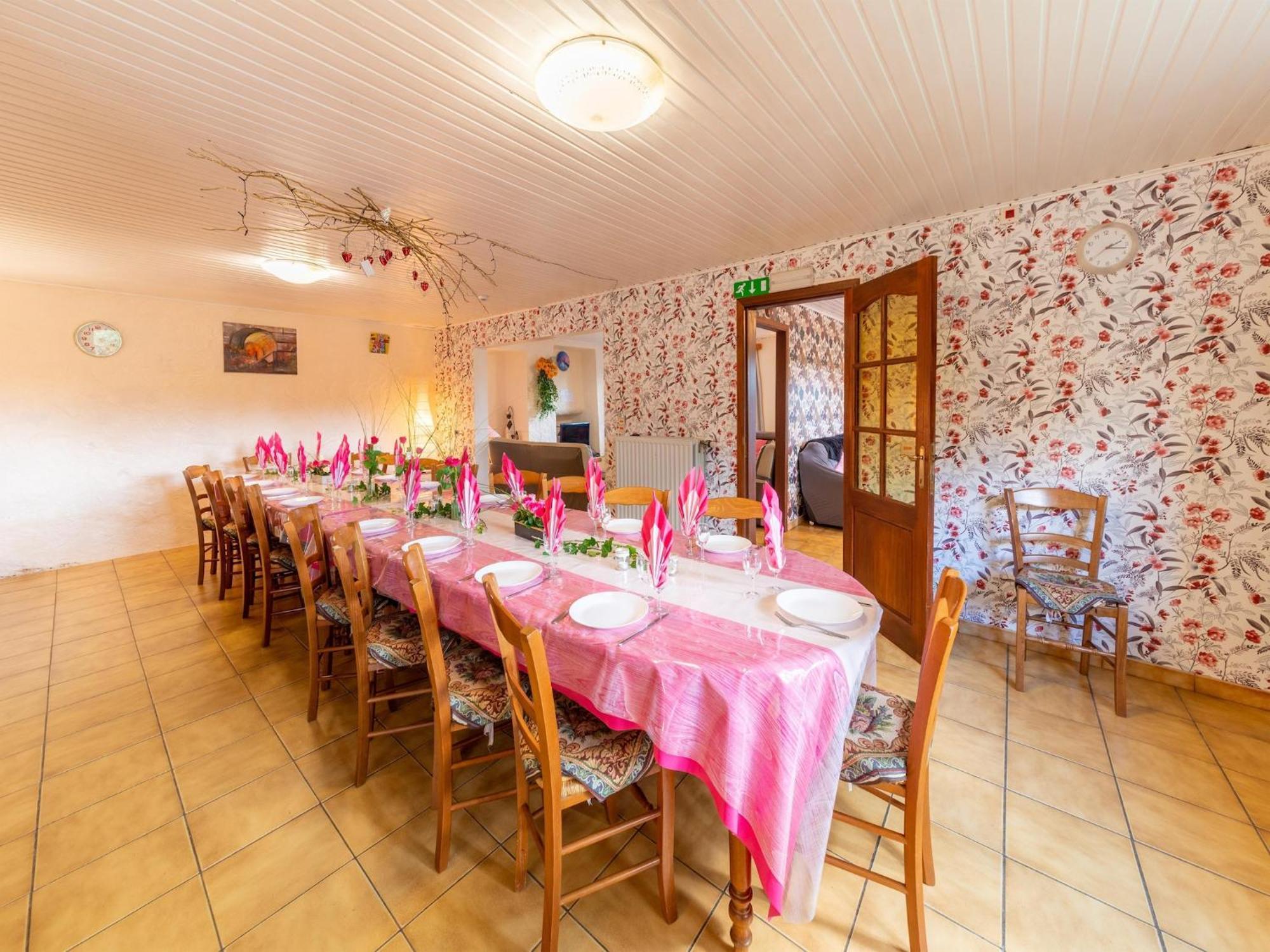 Wonderful Holiday Home In Montleban With Sauna Εξωτερικό φωτογραφία